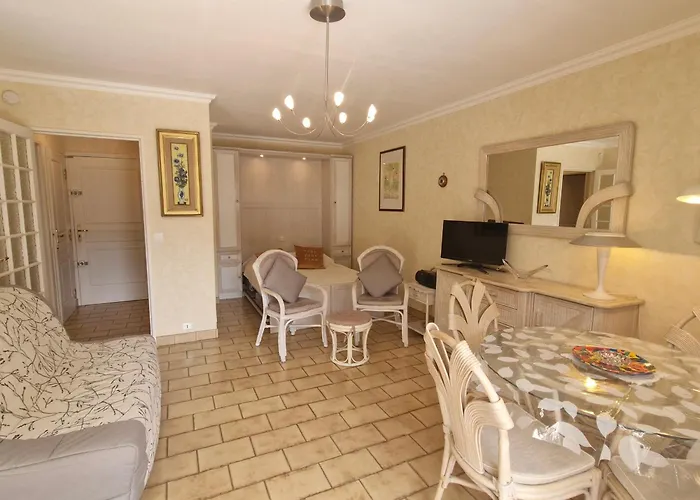 Avec Coin Nuit, Apercu Mer, Piscine Et Parking A - Fr-1-780-95